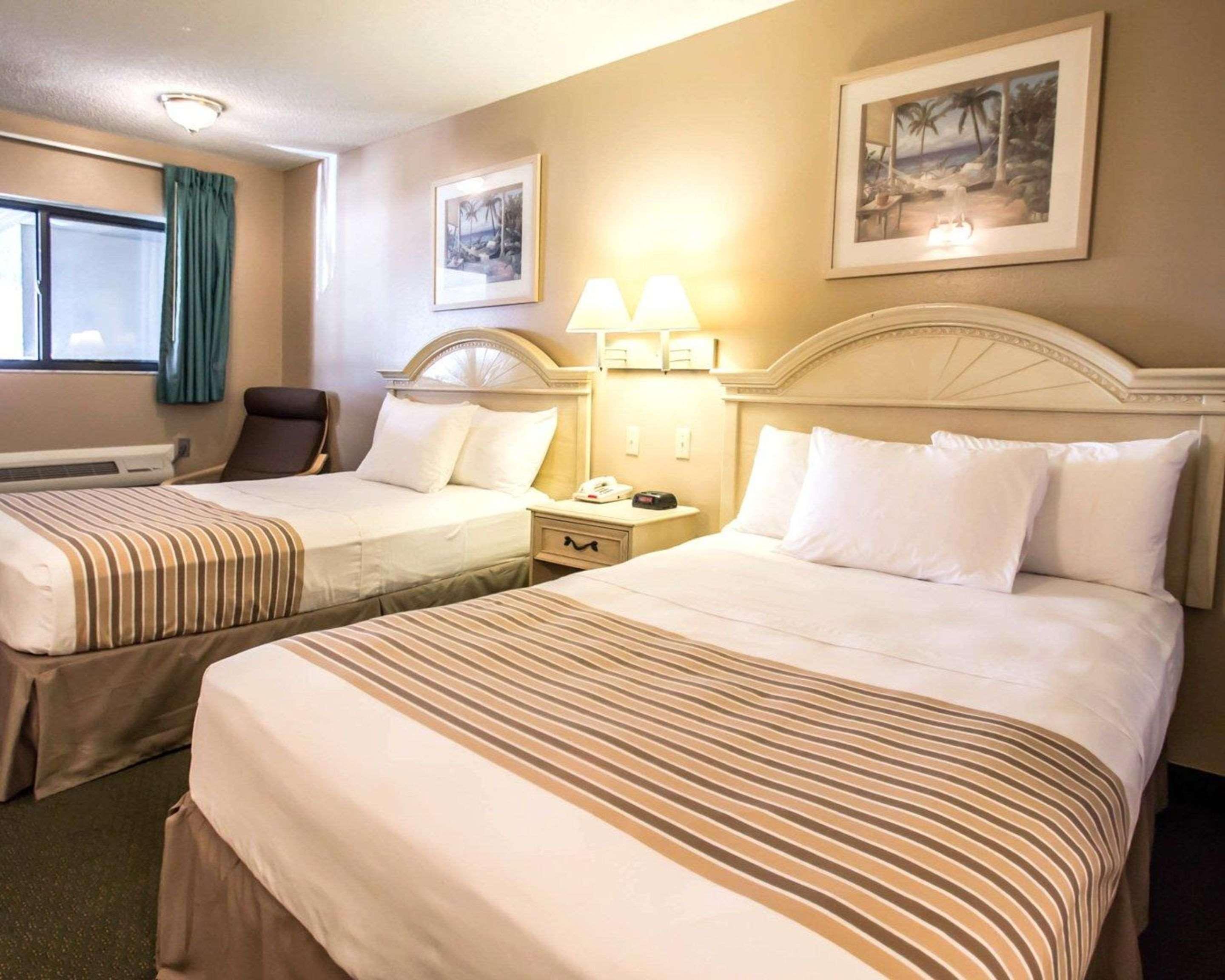Rodeway Inn Forest City Zewnętrze zdjęcie