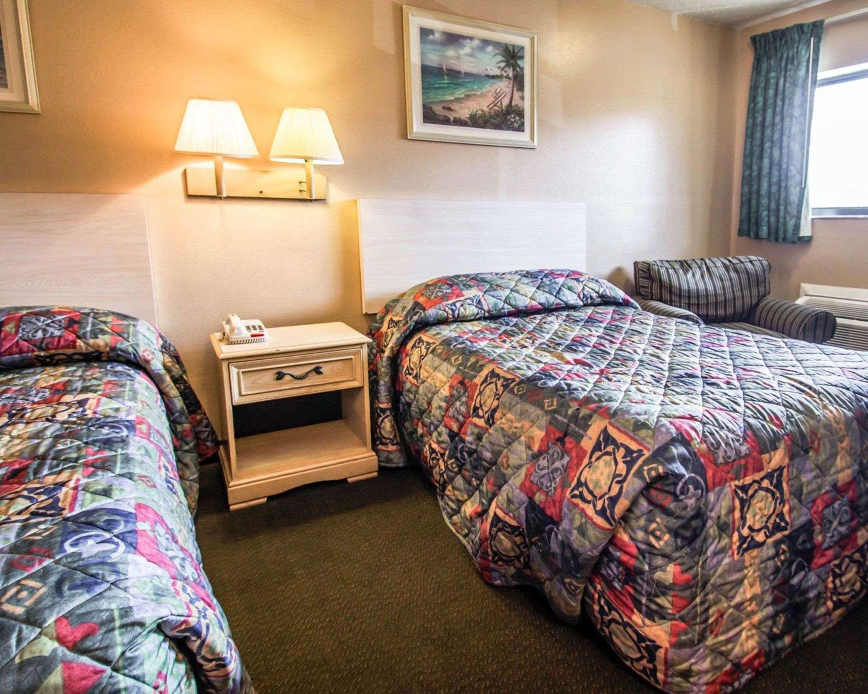Rodeway Inn Forest City Zewnętrze zdjęcie